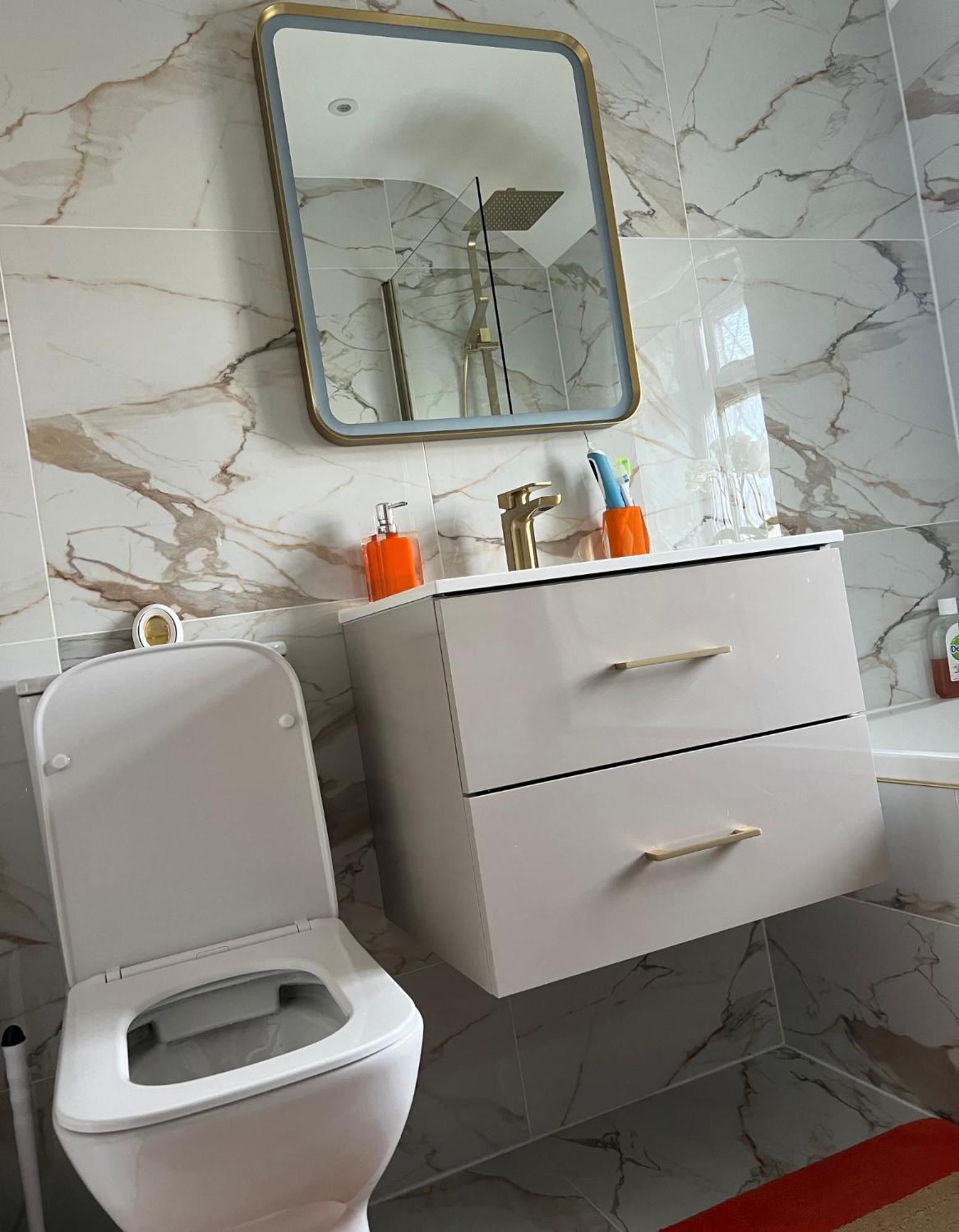 Double Room In Great Barr Near M5 - M6 - Parking - Tv Bed-Garden برمنغهام المظهر الخارجي الصورة